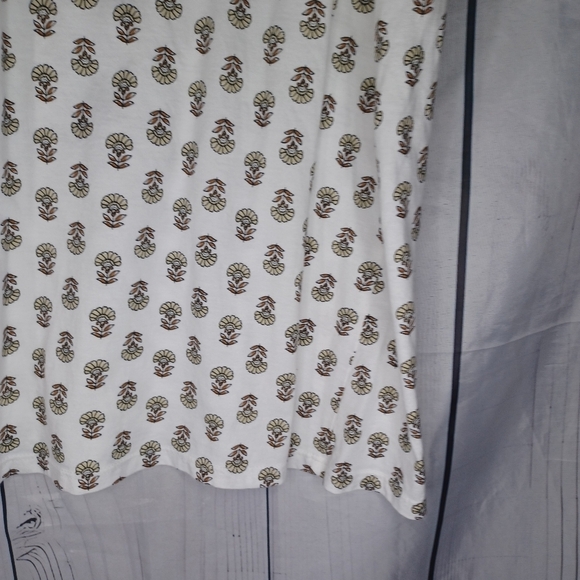 Pure J.JILL 100% Pima Cotton White and Gold Patterned Women's Top - Picture 13 of 15